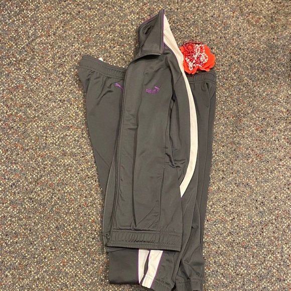 Puma Men Charcoal and White Windbreaker - Picture 6 of 6